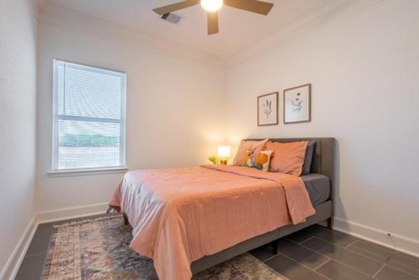 Cute Cozy House Close To Major Sporting Events And Restaurants Houston Exterior foto